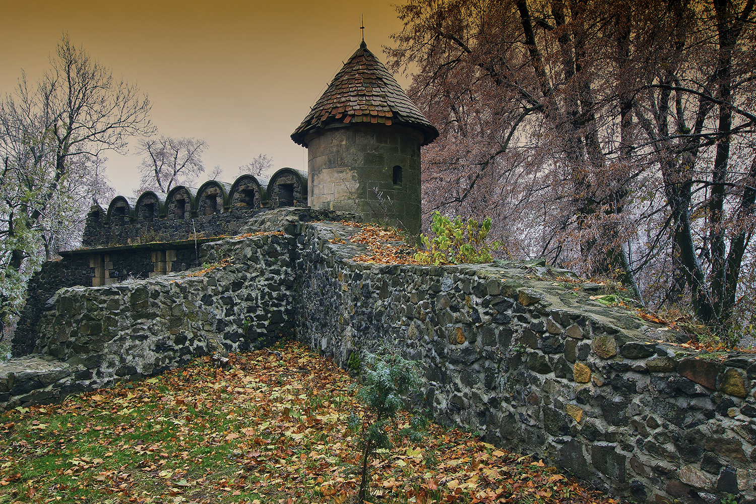 Nice Images Collection: Grodziec Castle Desktop Wallpapers
