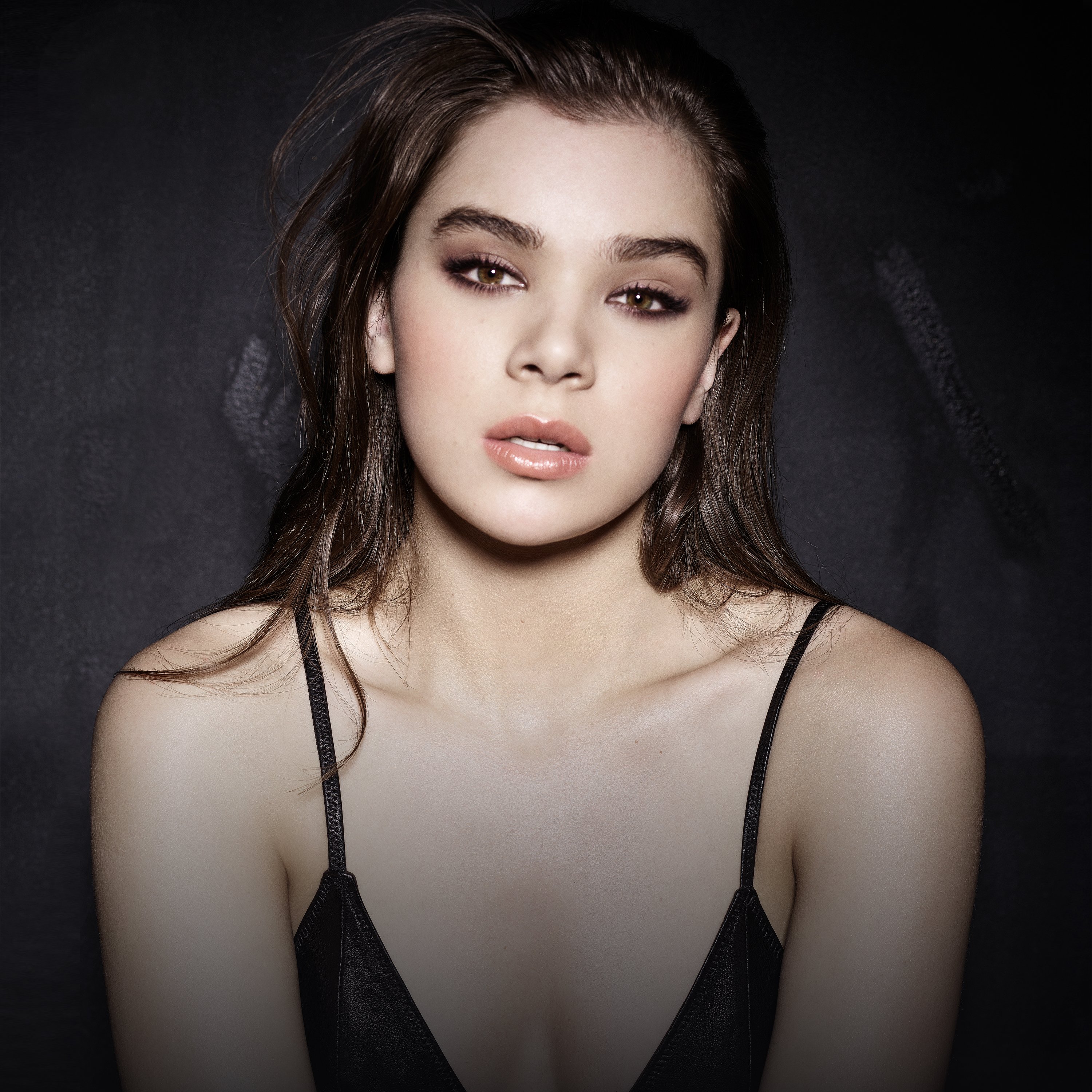 Hailee Steinfeld High Quality Background on Wallpapers Vista