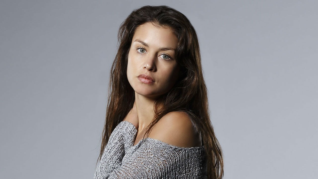 Hannah Ware High Quality Background on Wallpapers Vista