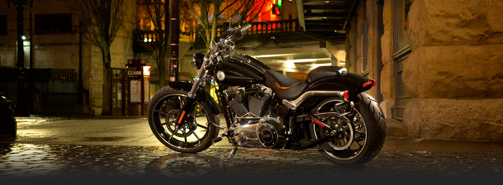 HD Quality Wallpaper | Collection: Vehicles, 1900x700 Harley-Davidson Breakout