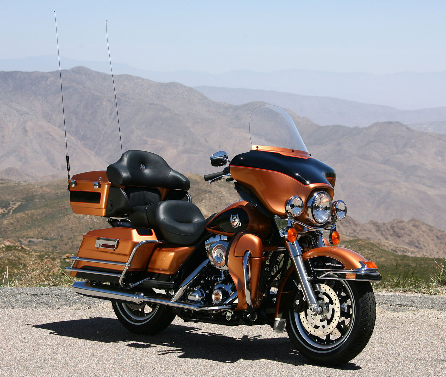 Harley-Davidson Electra Glide Ultra Classic High Quality Background on Wallpapers Vista