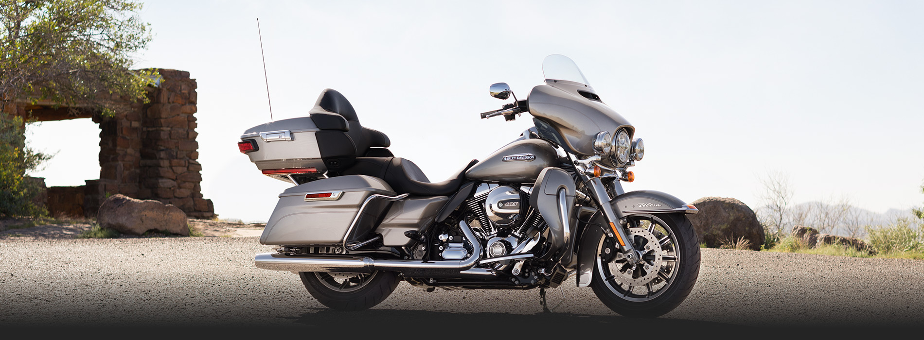 1900x700 > Harley-Davidson Electra Glide Ultra Classic Wallpapers