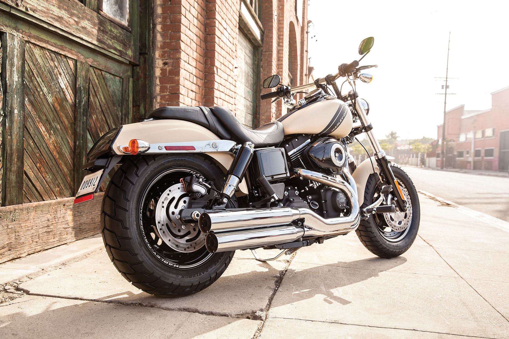 HQ Harley-Davidson Fat Bob Wallpapers | File 709.4Kb