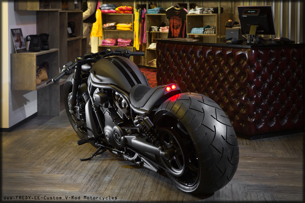 Harley-Davidson Night Rod #8