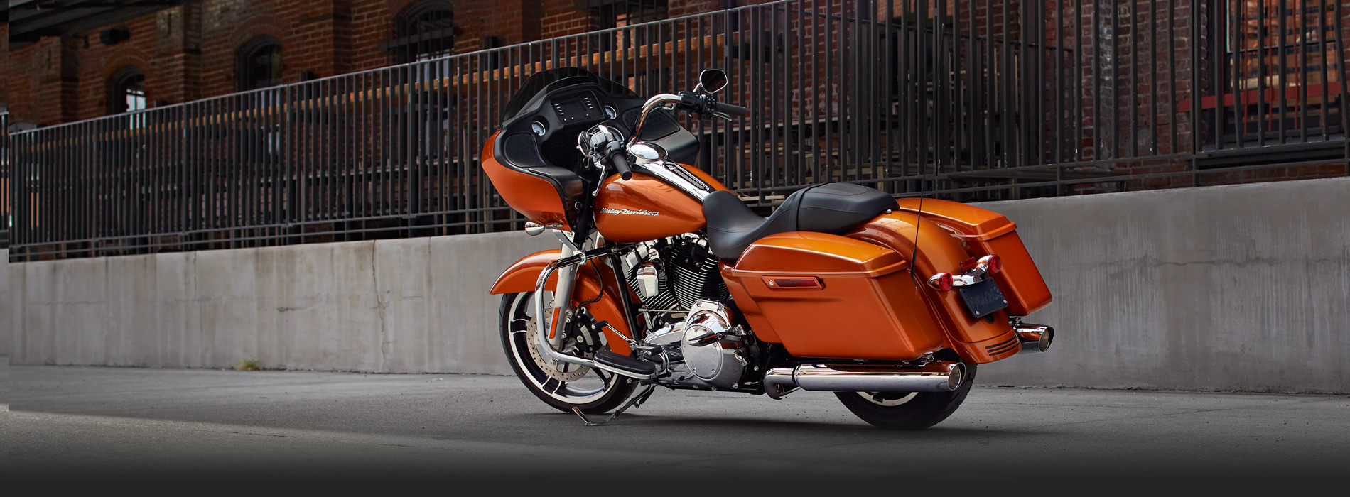 Harley-Davidson Road Glide High Quality Background on Wallpapers Vista