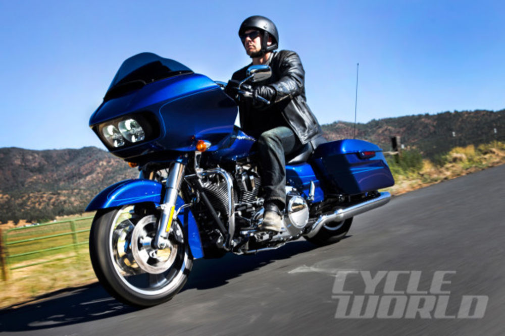 Images of Harley-Davidson Road Glide | 1000x666