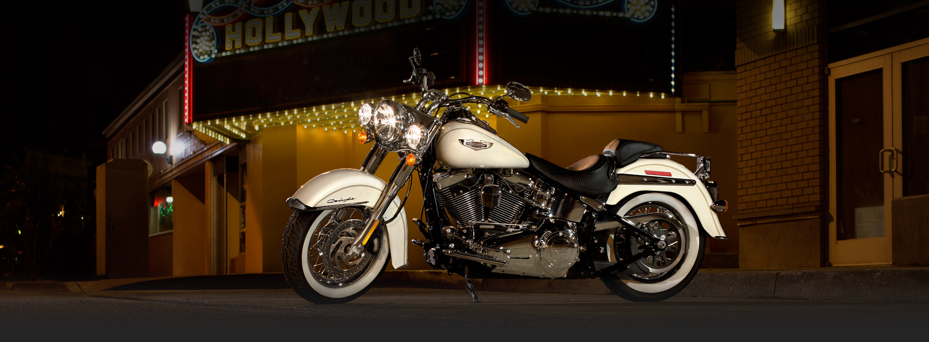 Images of Harley-davidson Softail Deluxe | 1900x700
