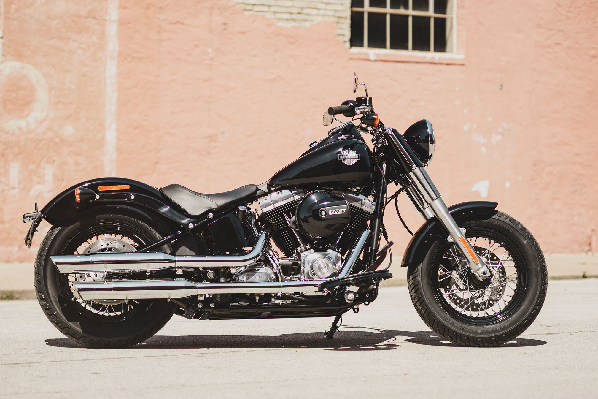 Harley-Davidson Softail Slim High Quality Background on Wallpapers Vista