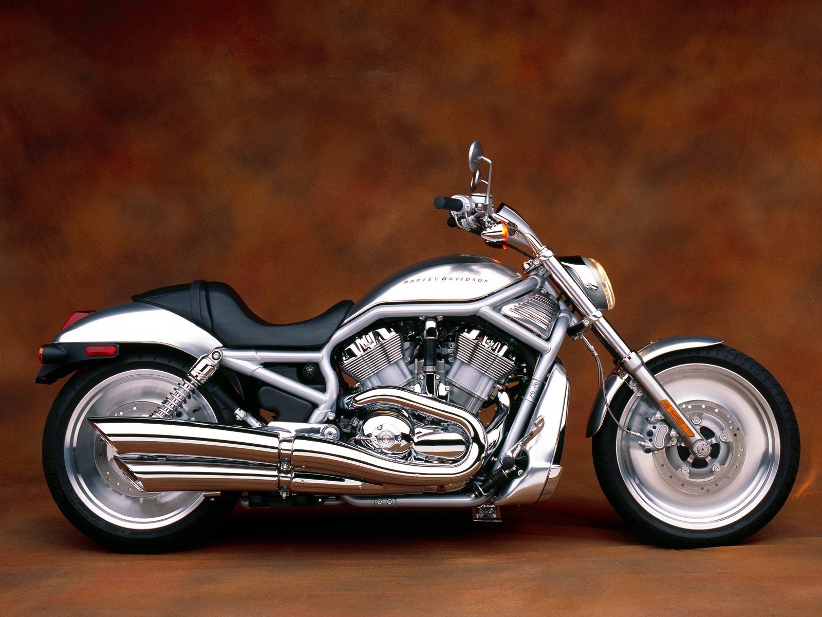 HD Quality Wallpaper | Collection: Vehicles, 1600x1200 Harley-davidson V Rod