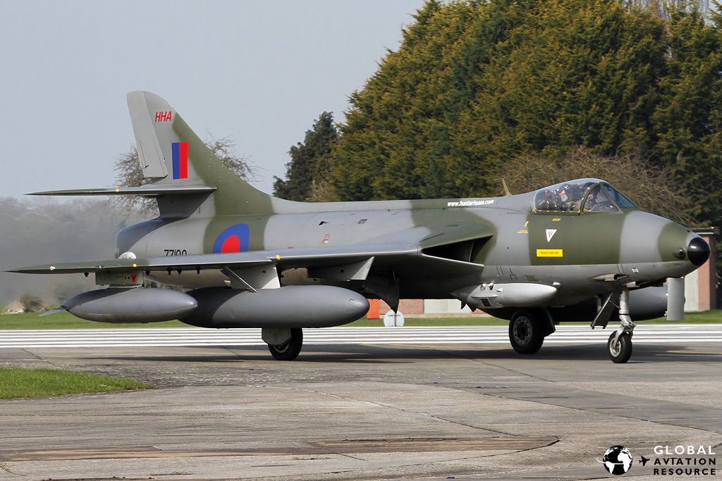 1024x683 > Hawker Hunter Wallpapers