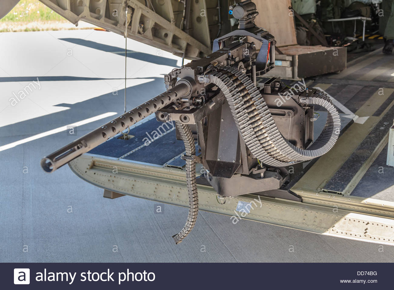 Images of Heavy Machine Gun | 1300x956