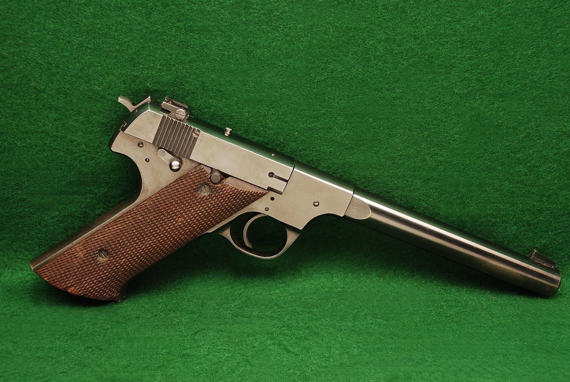 1920x1285 > High Standard Hd Pistol Wallpapers