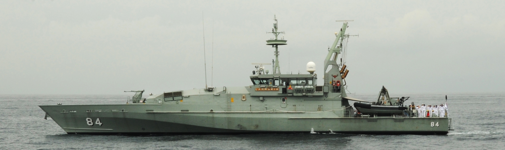 Images of HMAS Larrakia (ACPB 84) | 2052x609