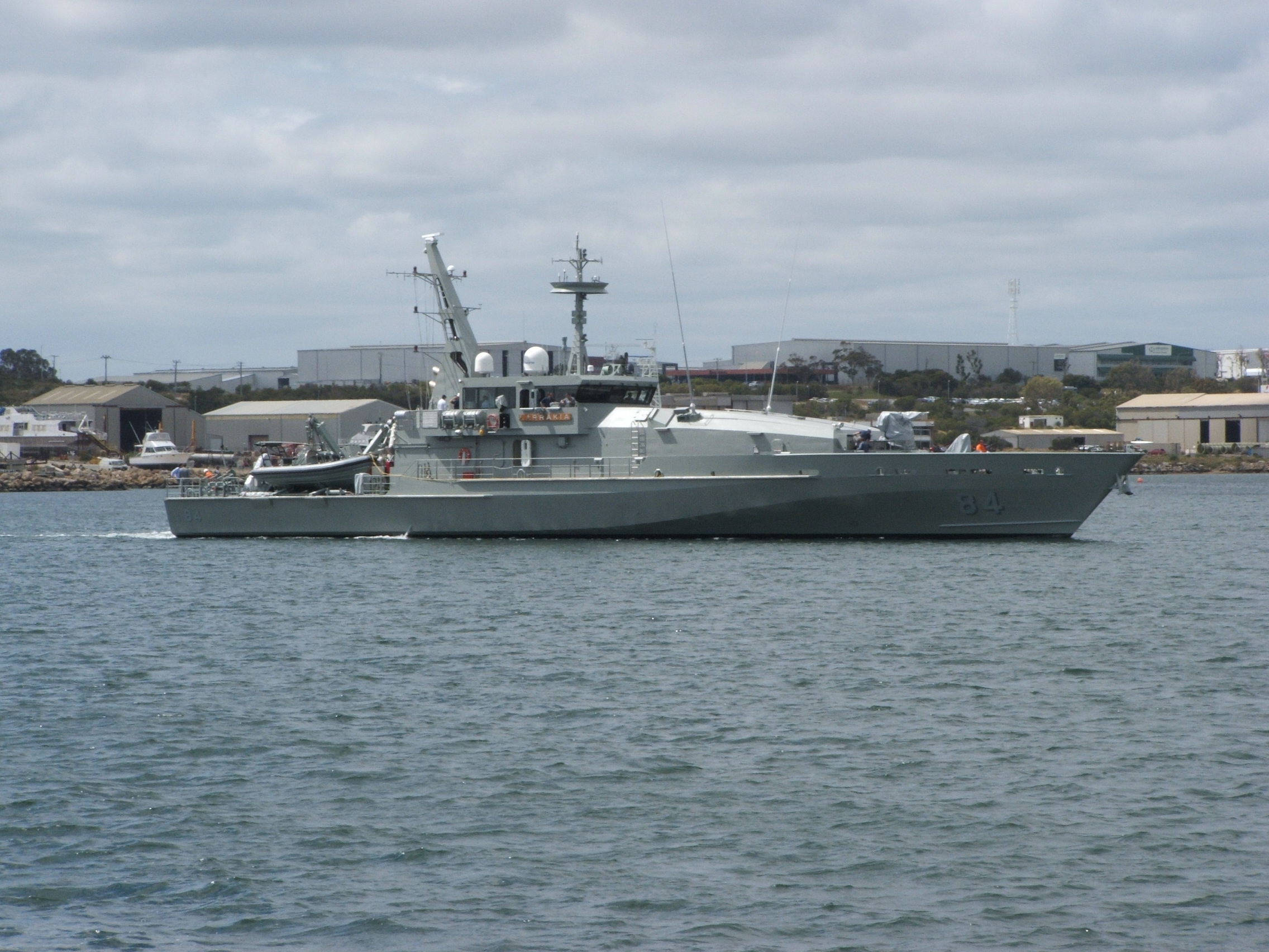 HMAS Larrakia (ACPB 84) Backgrounds on Wallpapers Vista