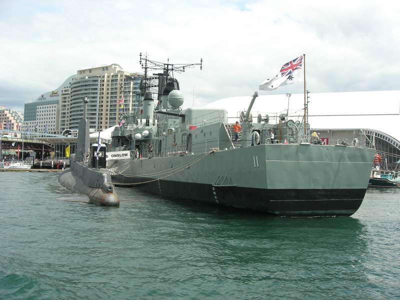 HMAS Vampire (D11) Pics, Military Collection