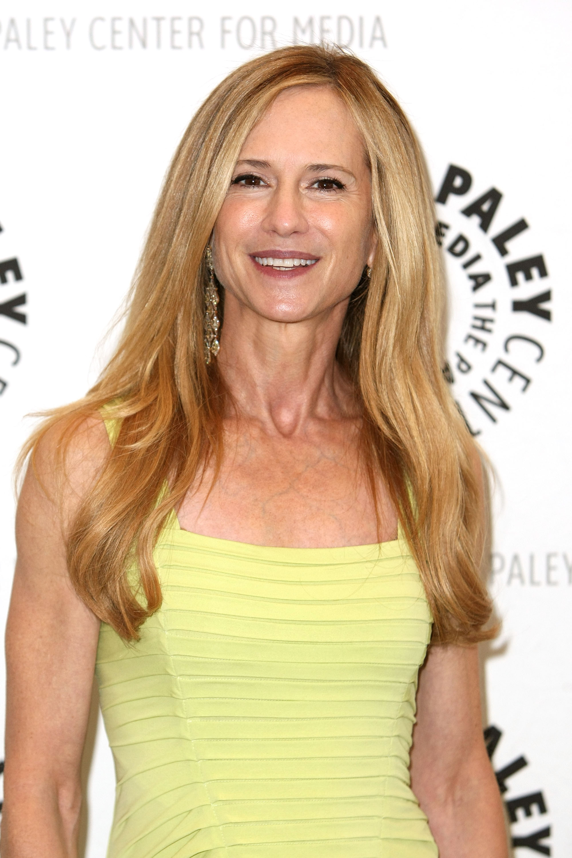 2000x3000 > Holly Hunter Wallpapers