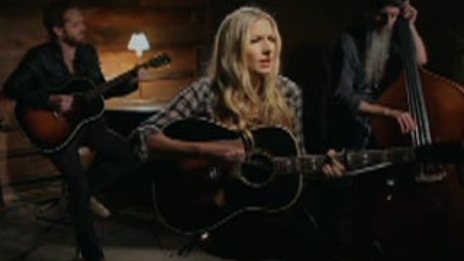 Images of Holly Williams | 657x370