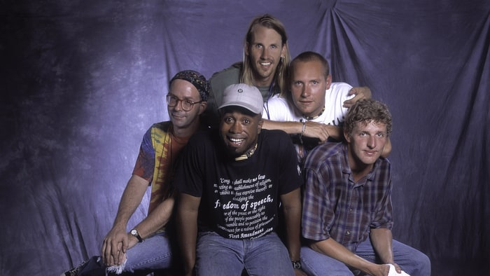 Hootie And The Blowfish #15