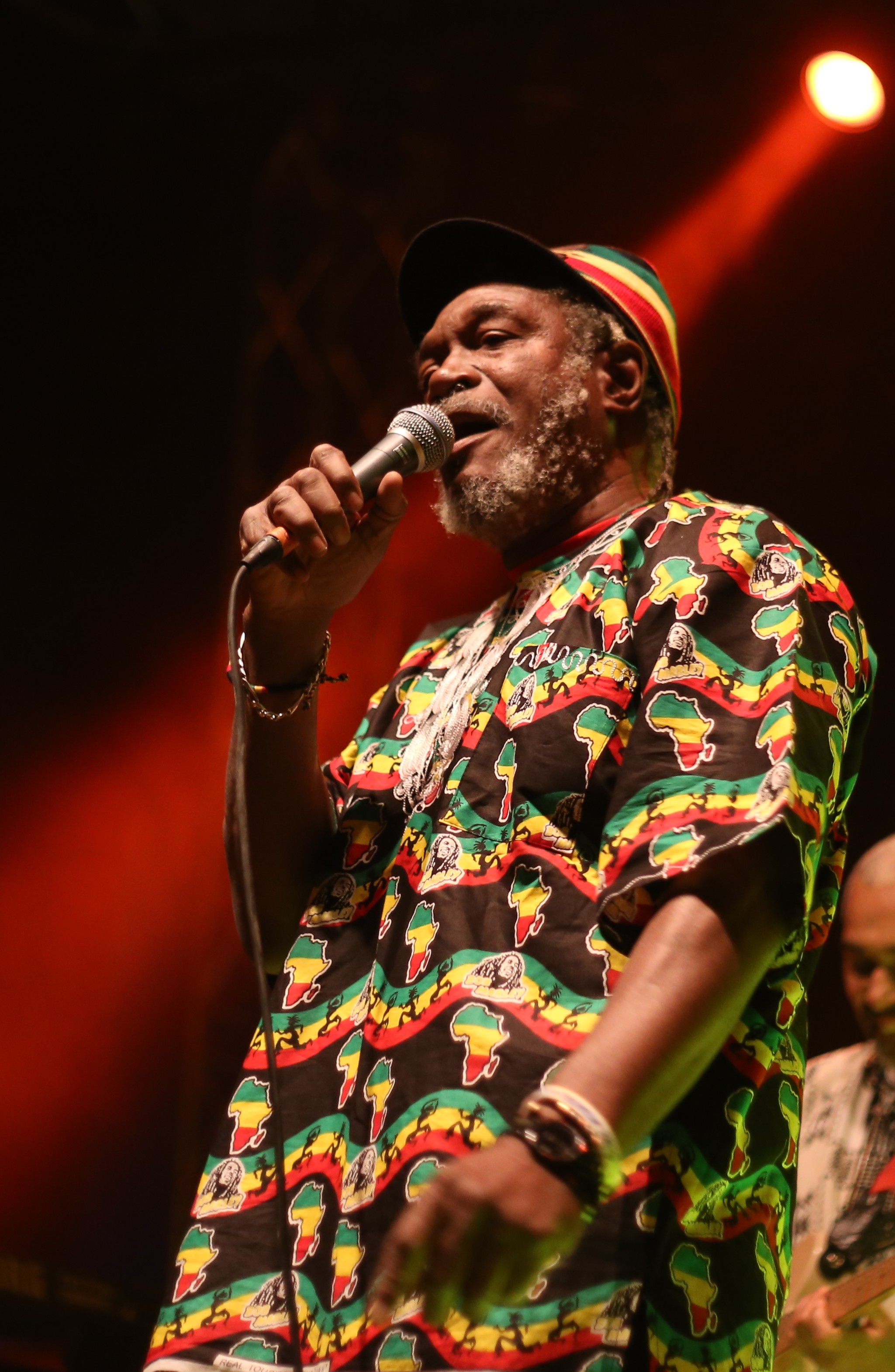 High Resolution Wallpaper | Horace Andy 2049x3139 px