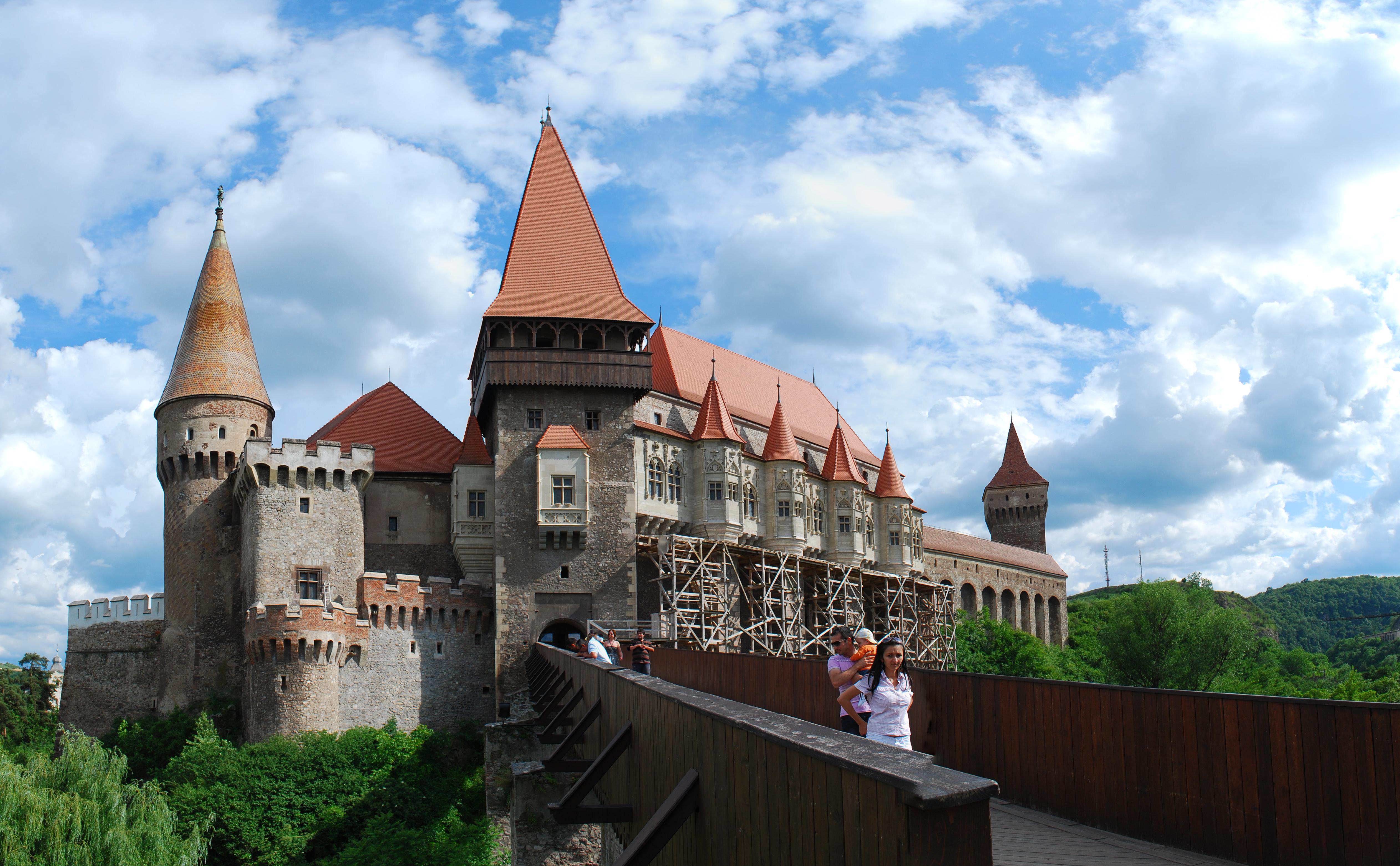 Hunedoara Castle Backgrounds, Compatible - PC, Mobile, Gadgets| 5049x3124 px