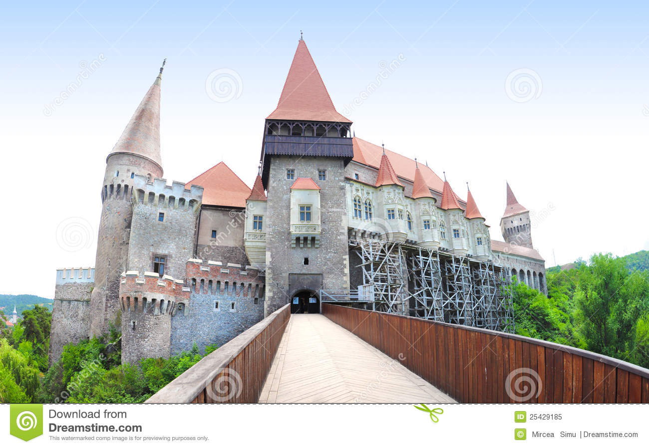 Amazing Hunedoara Castle Pictures & Backgrounds