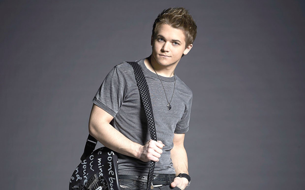 High Resolution Wallpaper | Hunter Hayes 1240x775 px