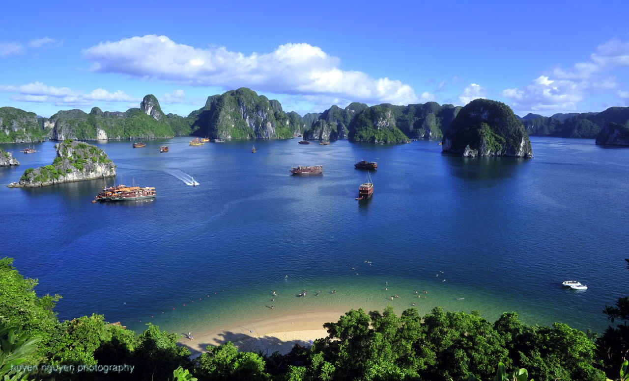 HD Quality Wallpaper | Collection: Photography, 1280x777 Hạ Long Bay