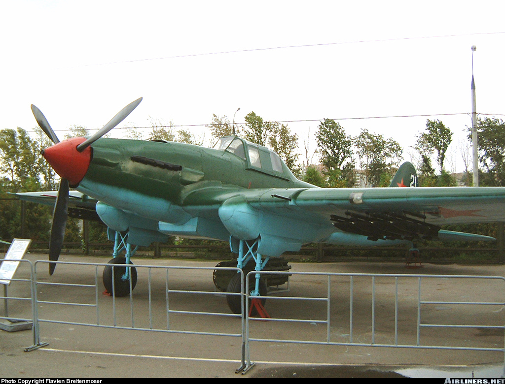 Ilyushin Il-2 Backgrounds on Wallpapers Vista