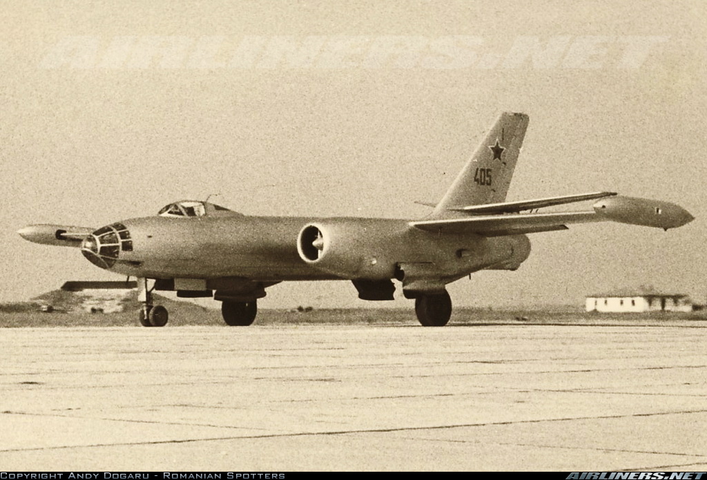 Nice Images Collection: Ilyushin Il-28 Desktop Wallpapers
