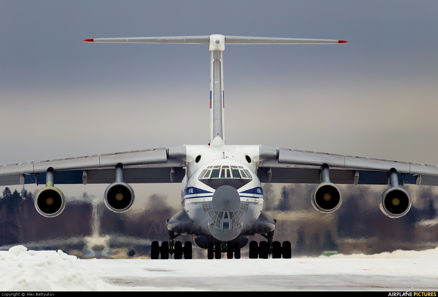 Ilyushin Il-76 #9
