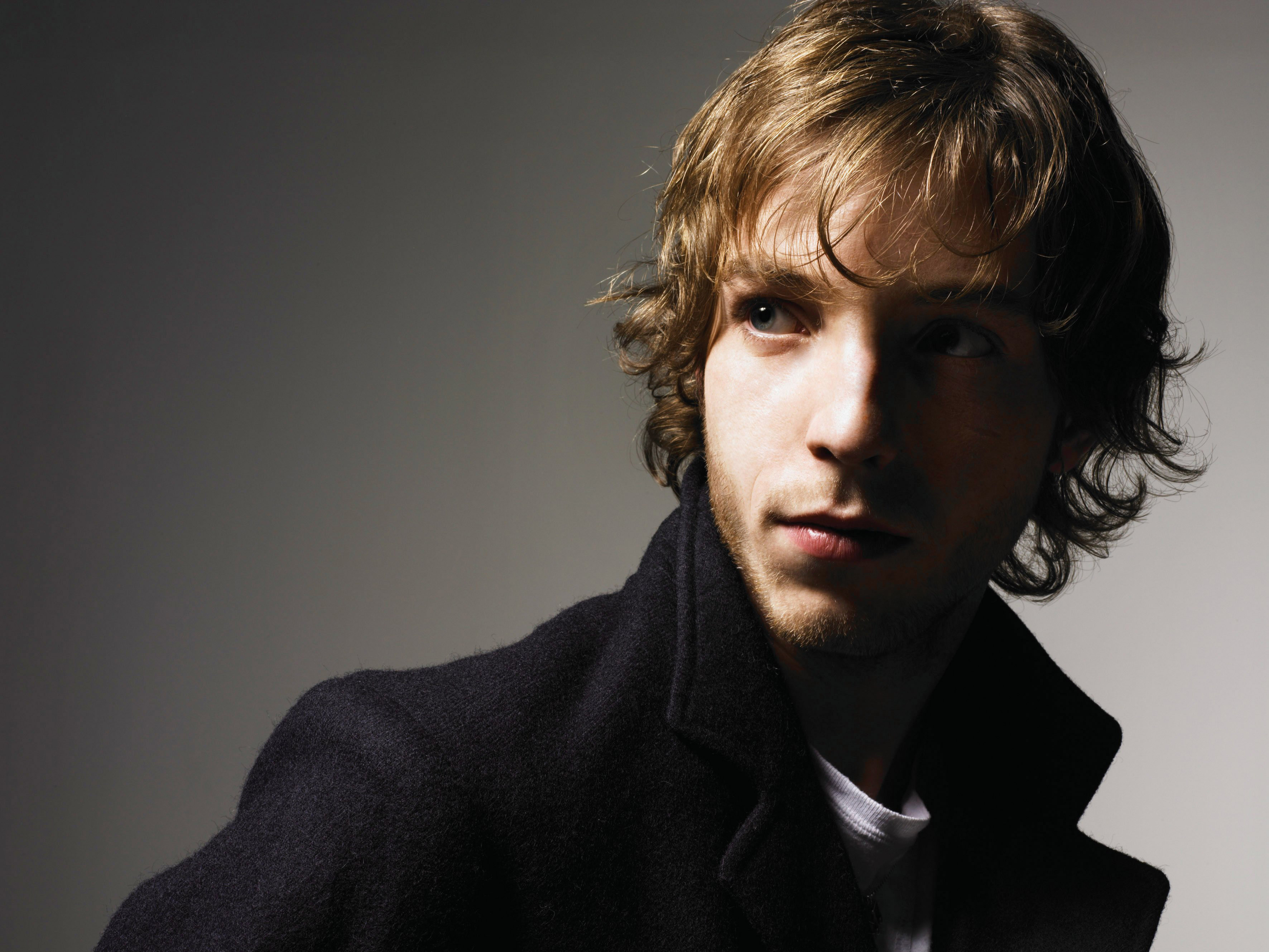 High Resolution Wallpaper | James Morrison 3543x2659 px