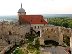Janowiec Castle Pics, Man Made Collection