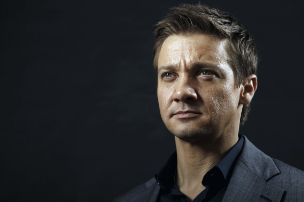 620x412 > Jeremy Renner Wallpapers