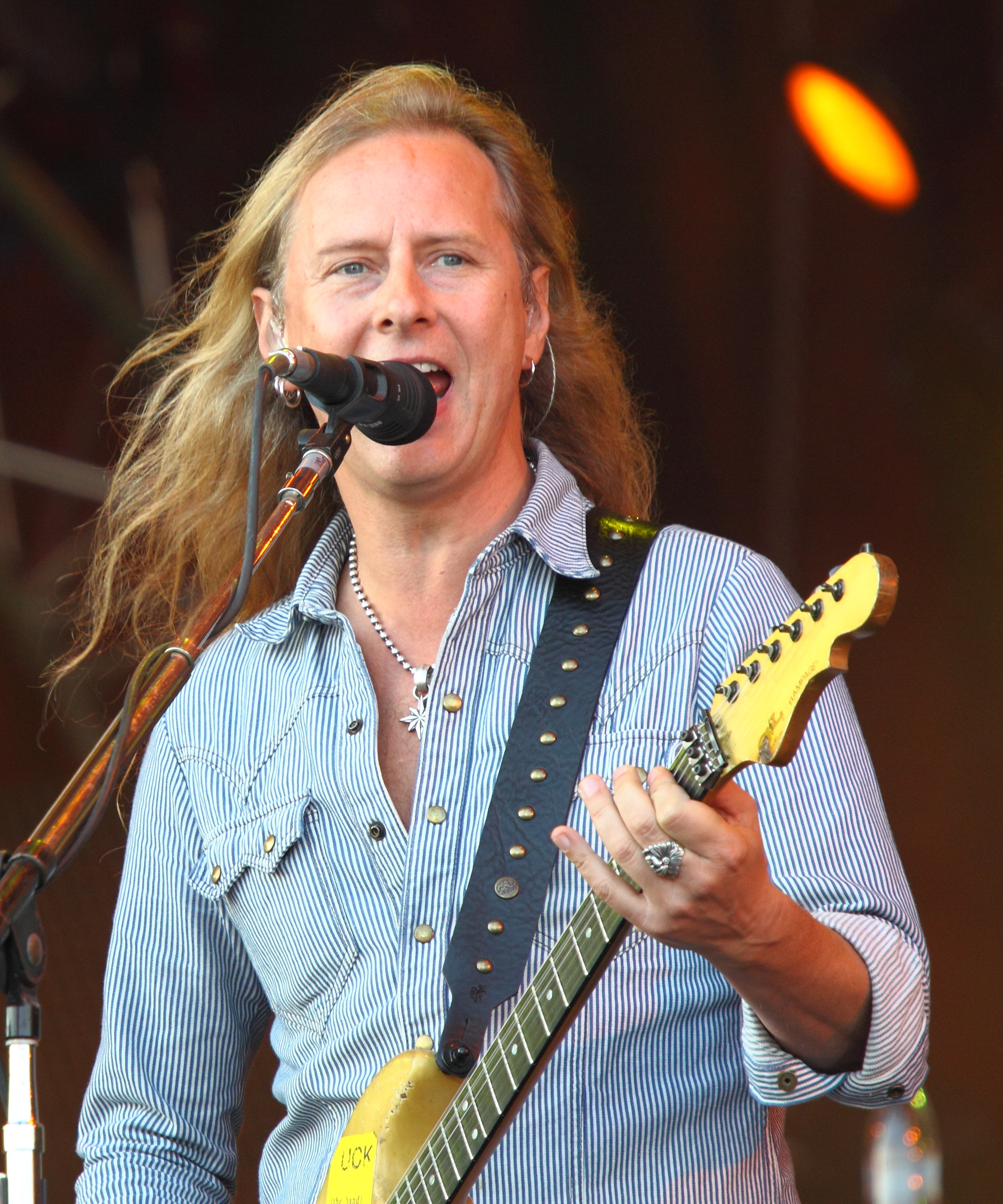 Jerry Cantrell Backgrounds on Wallpapers Vista