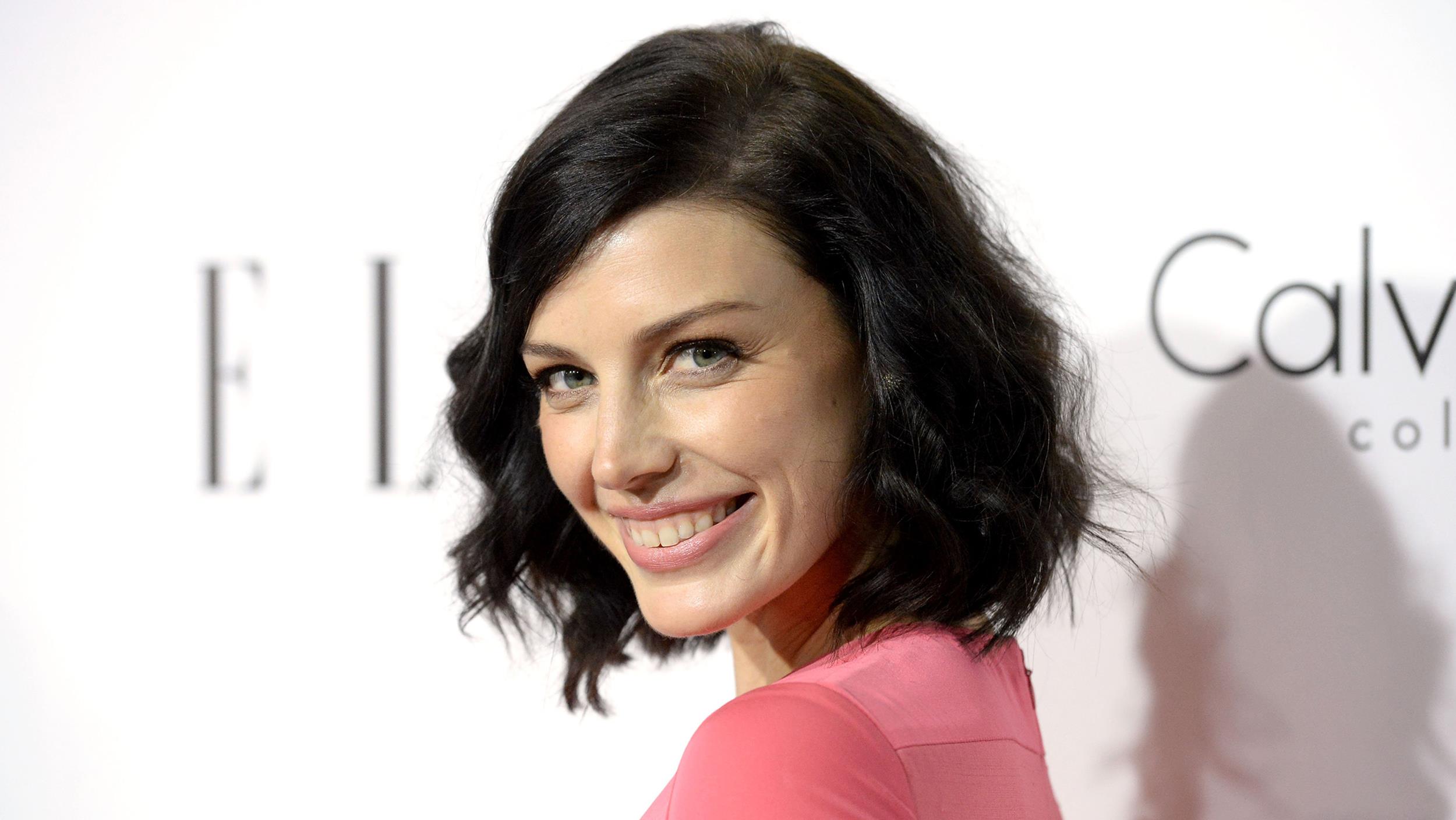 2500x1407 > Jessica Pare Wallpapers