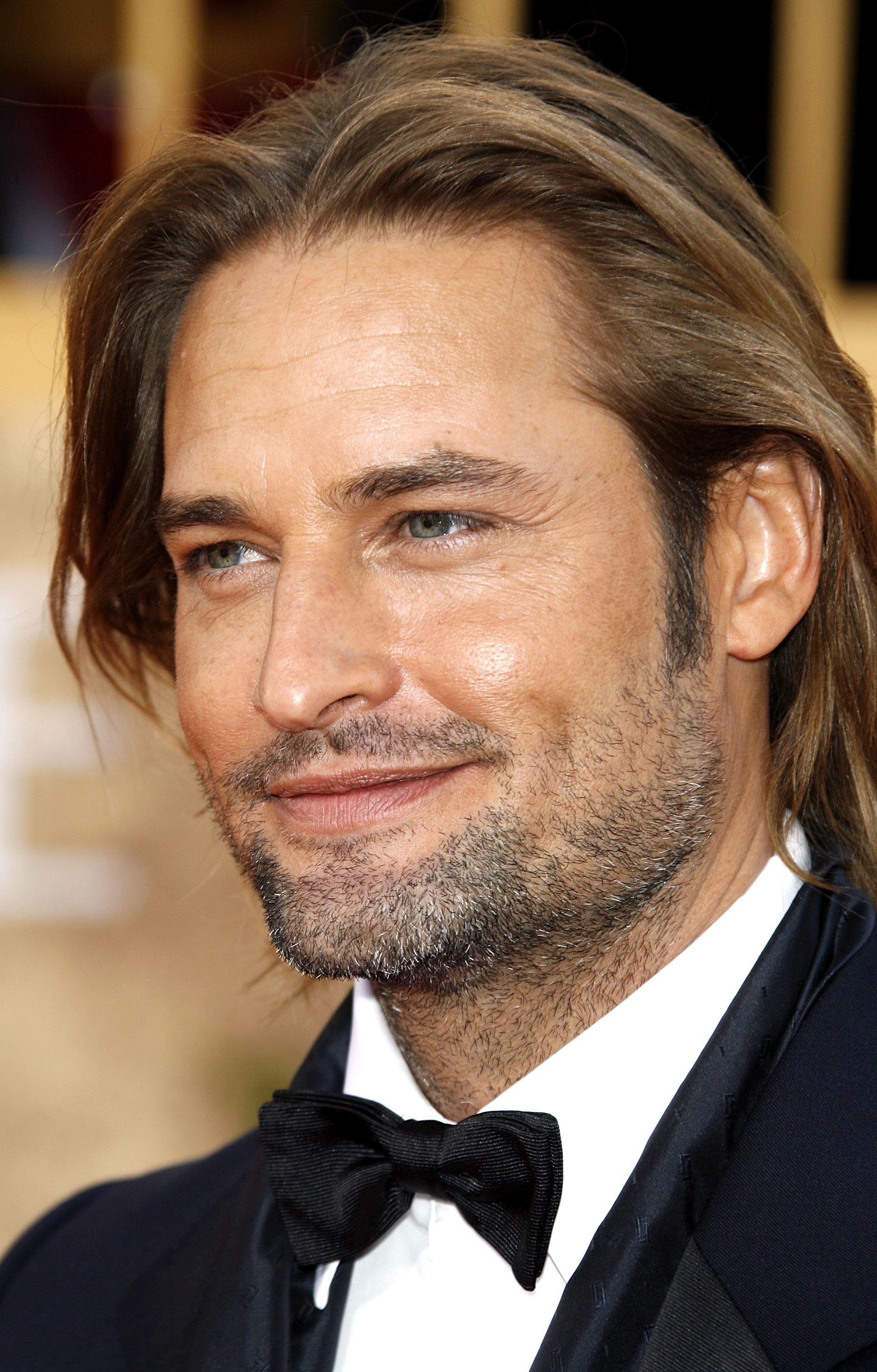 HD Quality Wallpaper | Collection: Celebrity, 1917x3000 Josh Holloway