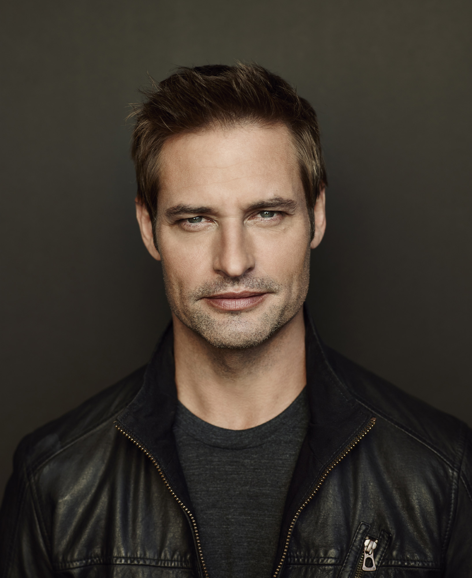 HD Quality Wallpaper | Collection: Celebrity, 1634x2000 Josh Holloway