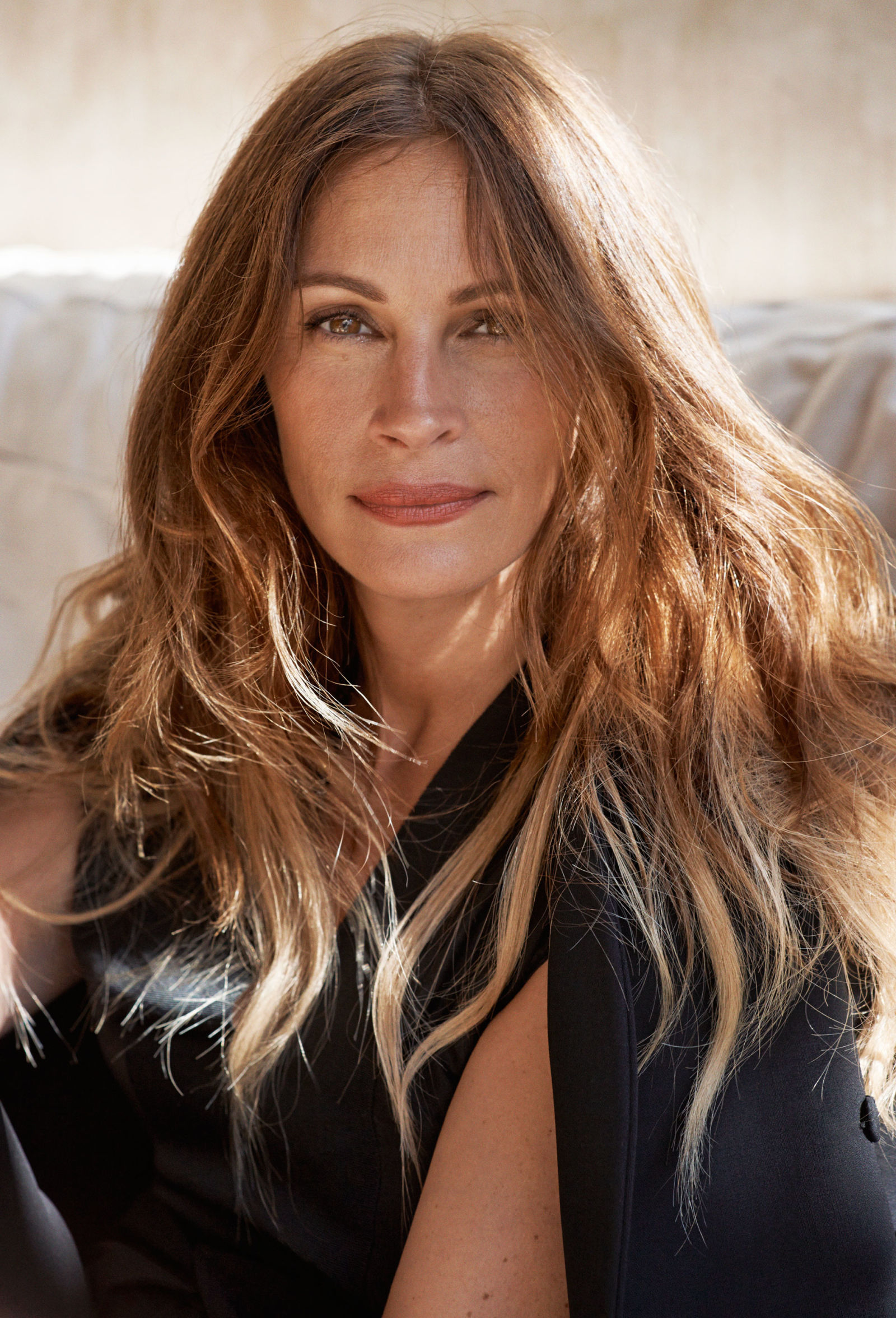 HD Quality Wallpaper | Collection: Celebrity, 1600x2352 Julia Roberts