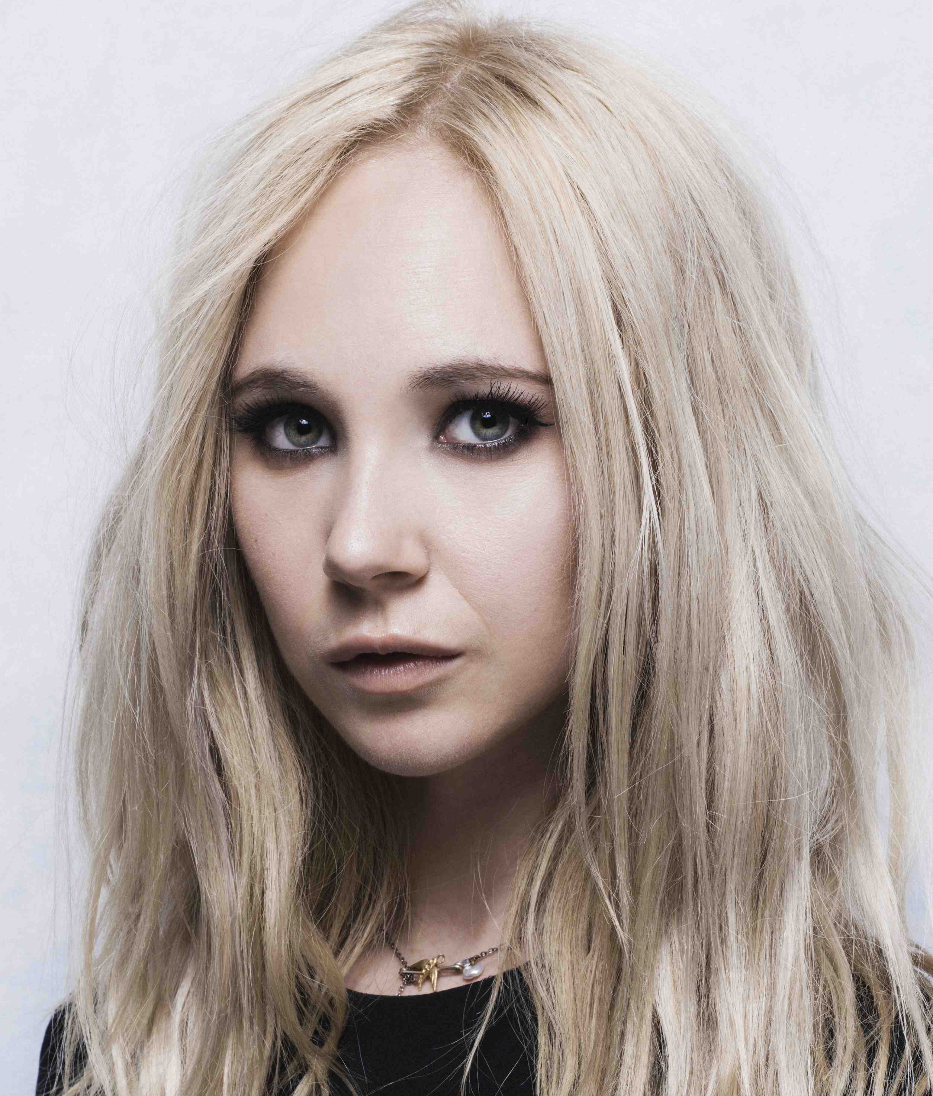 Juno Temple High Quality Background on Wallpapers Vista