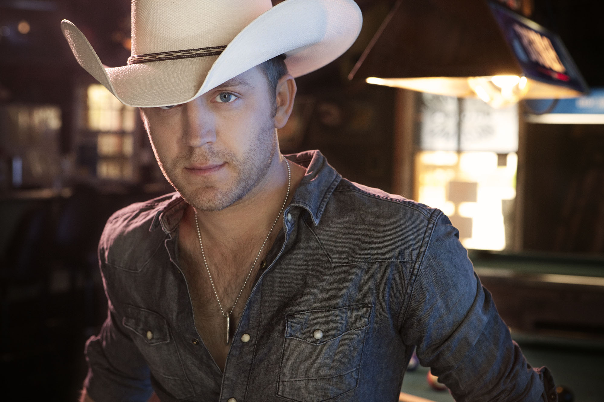 Justin Moore #16