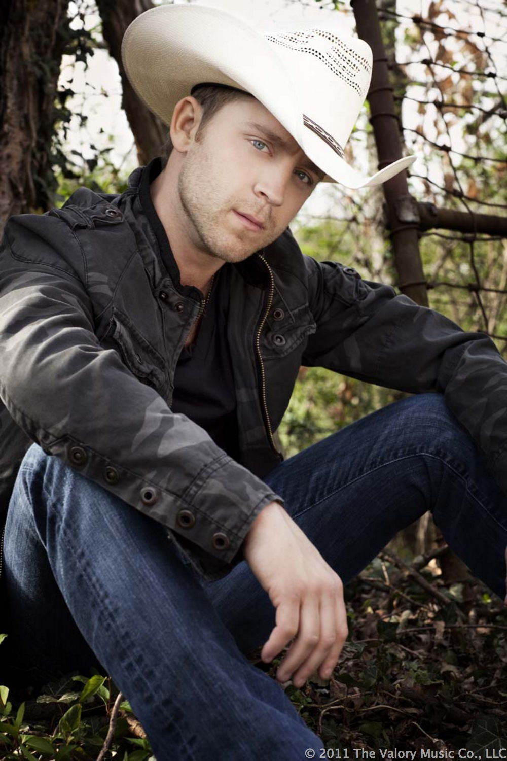 Justin Moore #5