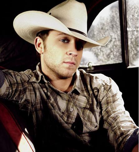 Images of Justin Moore | 446x487