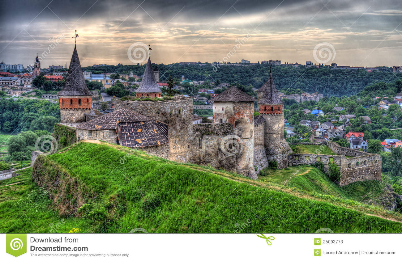 Images of Kamianets-Podilskyi Castle | 1300x845