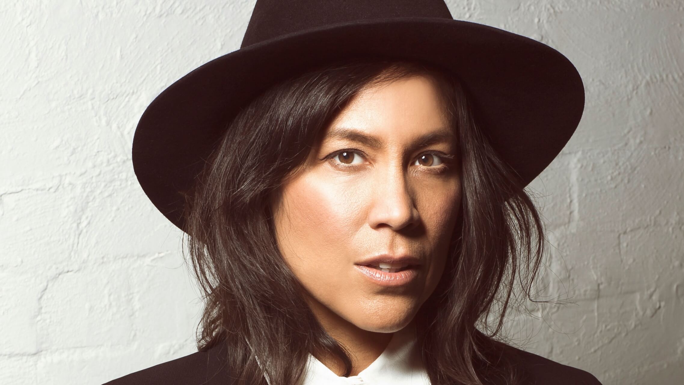 Nice Images Collection: Kate Ceberano Desktop Wallpapers