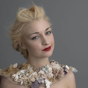 300x300 > Kate Miller-heidke Wallpapers