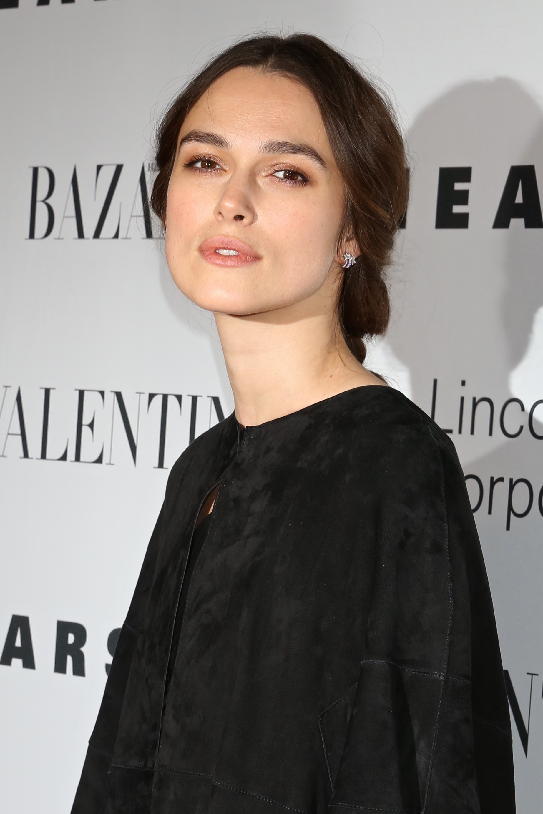 Amazing Keira Knightley Pictures & Backgrounds