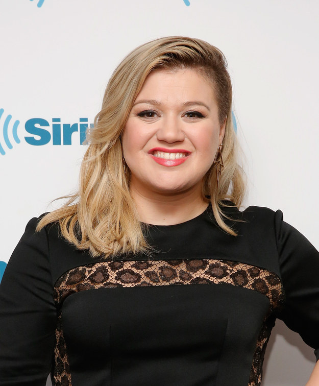 Kelly Clarkson Backgrounds on Wallpapers Vista