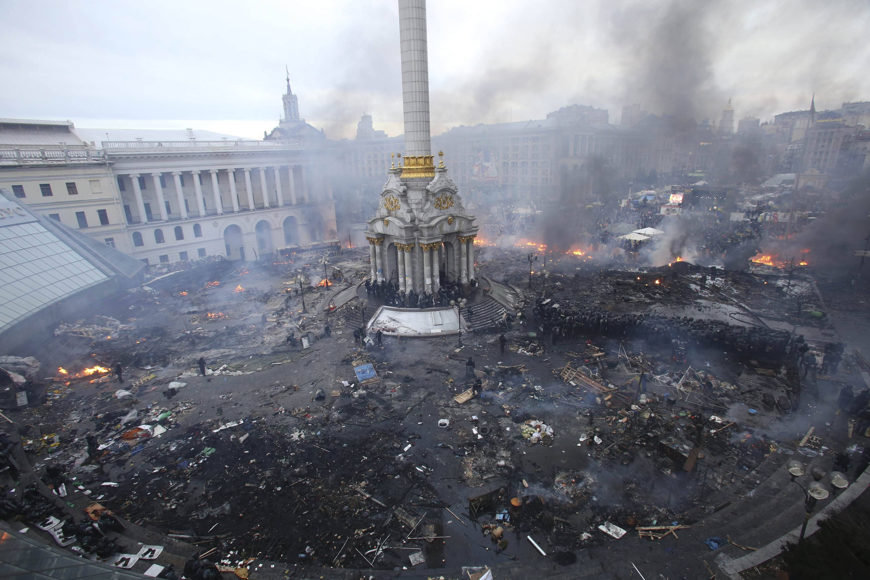 Kiev Revolution Pics, Military Collection