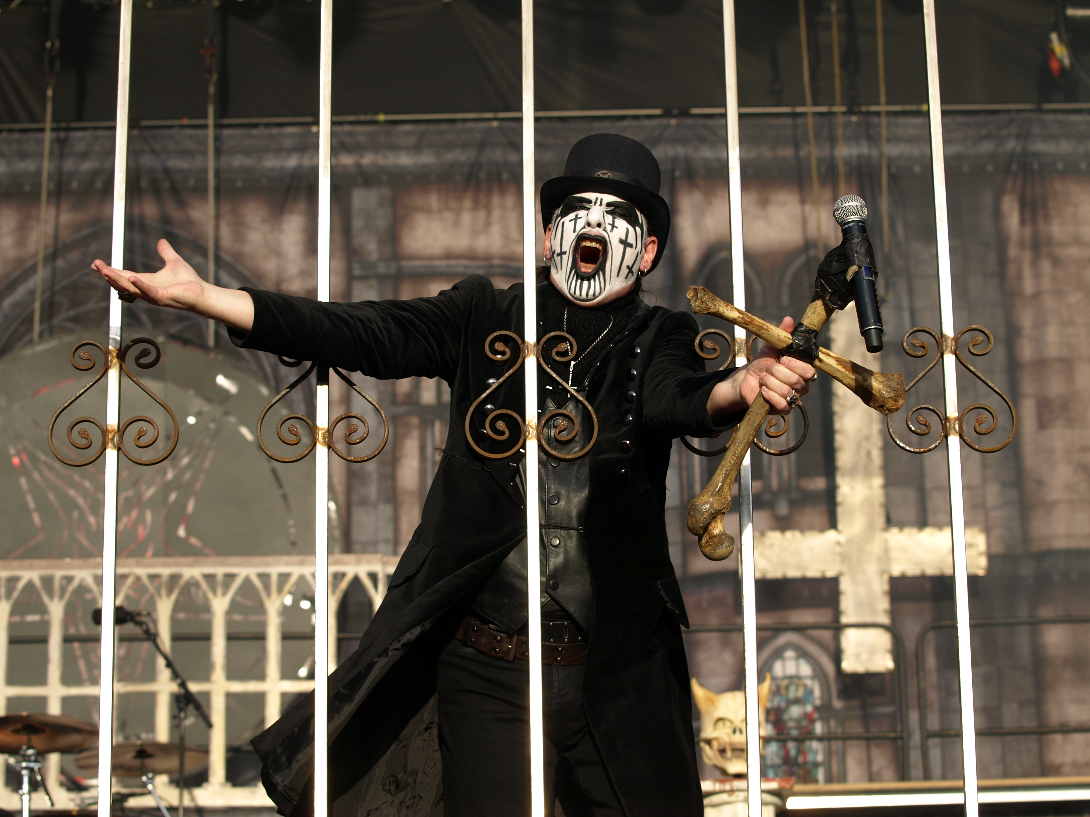 Amazing King Diamond Pictures & Backgrounds