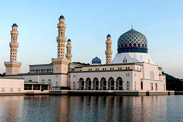 HD Quality Wallpaper | Collection: Religious, 370x247 Kota Kinabalu City Mosque